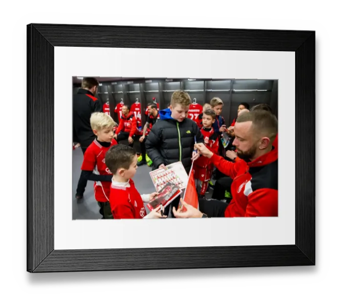 Framed Print : Mascots Visit Bristol City Dressing Room Before Match against Huddersfield Town