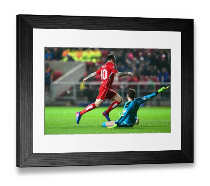 Framed Print : Bristol City's Lee Tomlin Scores Past Huddersfield Town's Danny Ward - Sky Bet Championship, 2017