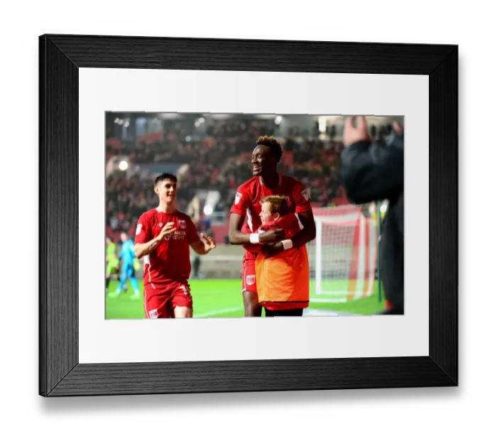 Framed Print : Tammy Abraham's Thrilling Goal Celebration with a Ball Boy, Bristol City vs. Huddersfield Town, 2017