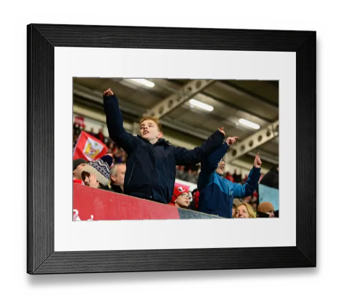 Framed Print : Passionate Bristol City Fans Pack Ashton Gate for Championship Clash against Huddersfield Town, 2017 Framed Print : Passionate Bristol City Fans Pack Ashton Gate for Championship Clash against Huddersfield Town, 2017