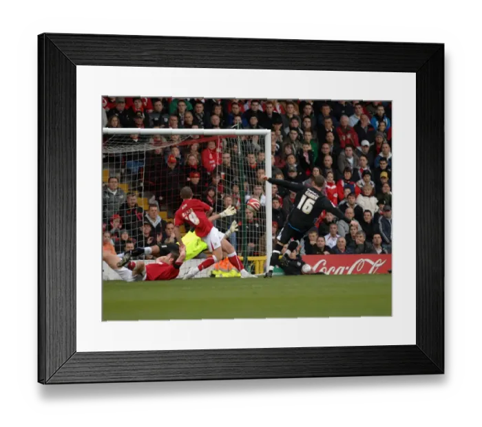 Framed Print : Bristol City vs. Nottingham Forest: A Football Rivalry - Season 08-09 Framed Print : Bristol City vs. Nottingham Forest: A Football Rivalry - Season 08-09