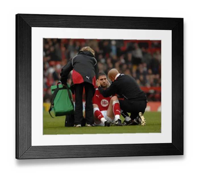 Framed Print : Bristol City vs. Nottingham Forest: A Football Rivalry - Season 08-09 Framed Print : Bristol City vs. Nottingham Forest: A Football Rivalry - Season 08-09