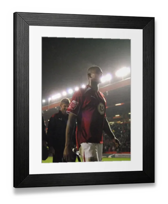Framed Print : Bristol City First Team: Season 08-09: Bristol City V Nottingham Forest Framed Print : Bristol City First Team: Season 08-09: Bristol City V Nottingham Forest