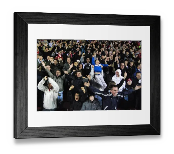 Framed Print : Bristol City vs. Nottingham Forest: A Football Rivalry - Season 08-09 Framed Print : Bristol City vs. Nottingham Forest: A Football Rivalry - Season 08-09