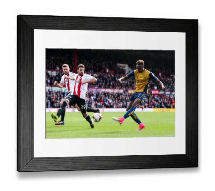 Framed Print : Tammy Abraham's Shot at Griffin Park: Brentford vs. Bristol City, Sky Bet EFL Championship (01 / 04 / 2017) Framed Print : Tammy Abraham's Shot at Griffin Park: Brentford vs. Bristol City, Sky Bet EFL Championship (01 / 04 / 2017)