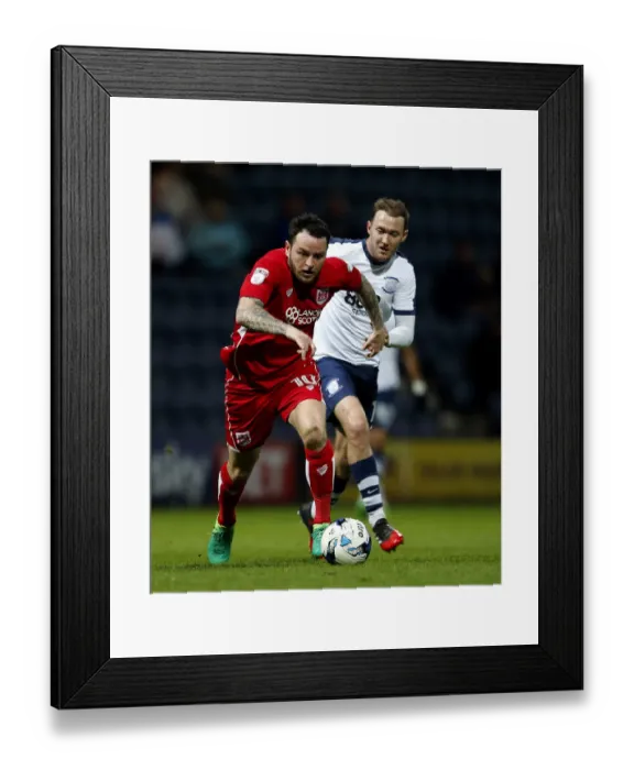 Framed Print : Bristol City's Lee Tomlin Charges Forward Against Preston North End, Sky Bet Championship, 2017 Framed Print : Bristol City's Lee Tomlin Charges Forward Against Preston North End, Sky Bet Championship, 2017
