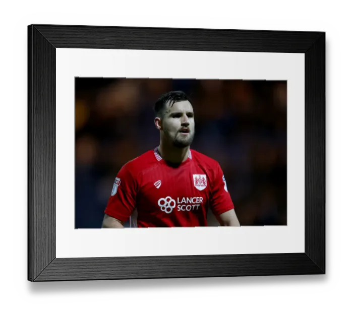 Framed Print : Bristol City's Bailey Wright in Action Against Preston North End - Sky Bet Championship Clash, April 2017