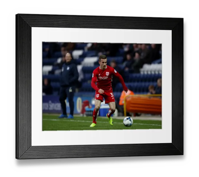 Framed Print : Bristol City's Joe Bryan in Action Against Preston North End, Sky Bet Championship 2017