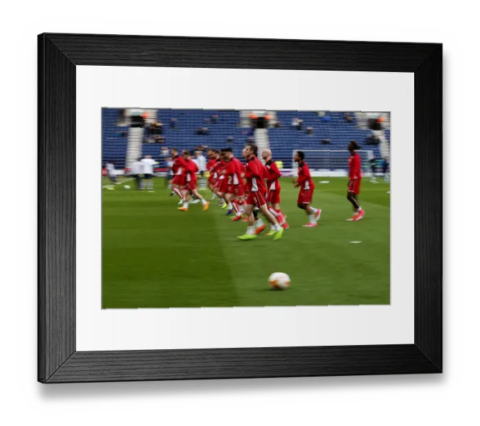 Framed Print : Bristol City Players Prepare for Preston North End Showdown in Sky Bet Championship (April 2017) Framed Print : Bristol City Players Prepare for Preston North End Showdown in Sky Bet Championship (April 2017)