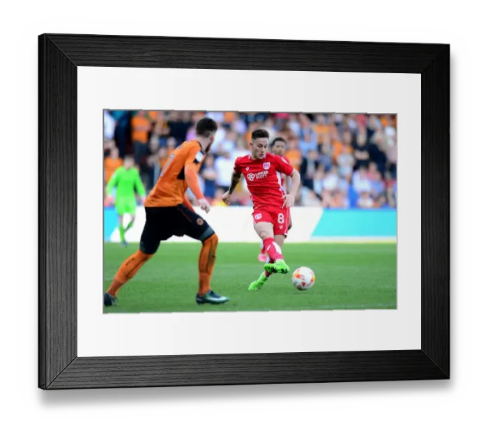 Framed Print : Bristol City's Josh Brownhill in Action Against Wolverhampton Wanderers, Sky Bet Championship, 2017 Framed Print : Bristol City's Josh Brownhill in Action Against Wolverhampton Wanderers, Sky Bet Championship, 2017