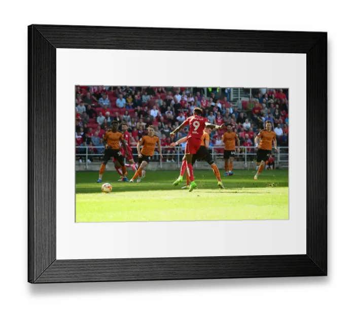 Framed Print : Tammy Abraham Scores Double: Bristol City vs. Wolverhampton Wanderers, 08-04-2017