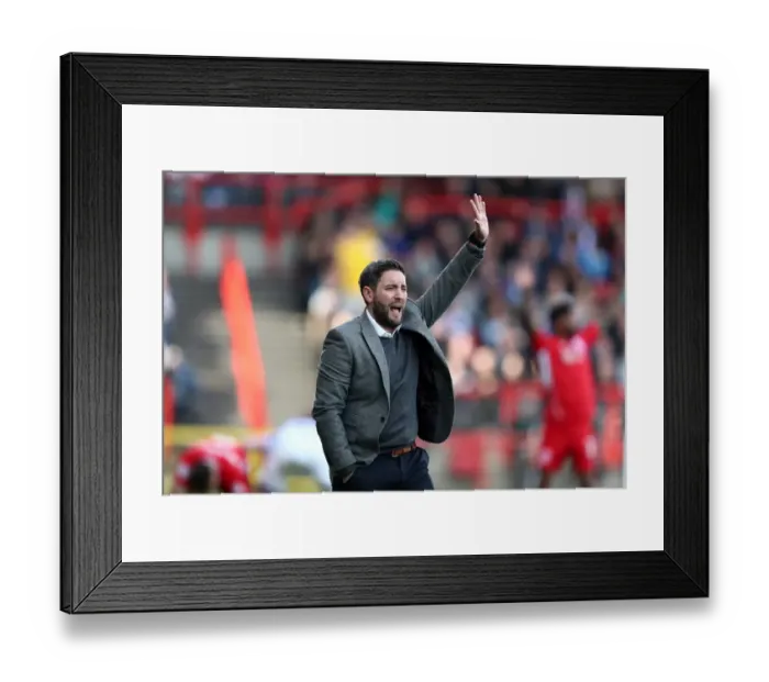 Framed Print : Johnson Driving Bristol City Forward: Sky Bet Championship Clash vs Queens Park Rangers (14.04.17)