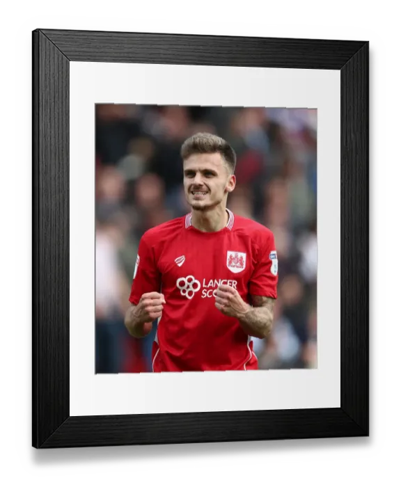Framed Print : Bristol City's Jamie Paterson Celebrates Goal Against Queens Park Rangers, Sky Bet Championship 2017