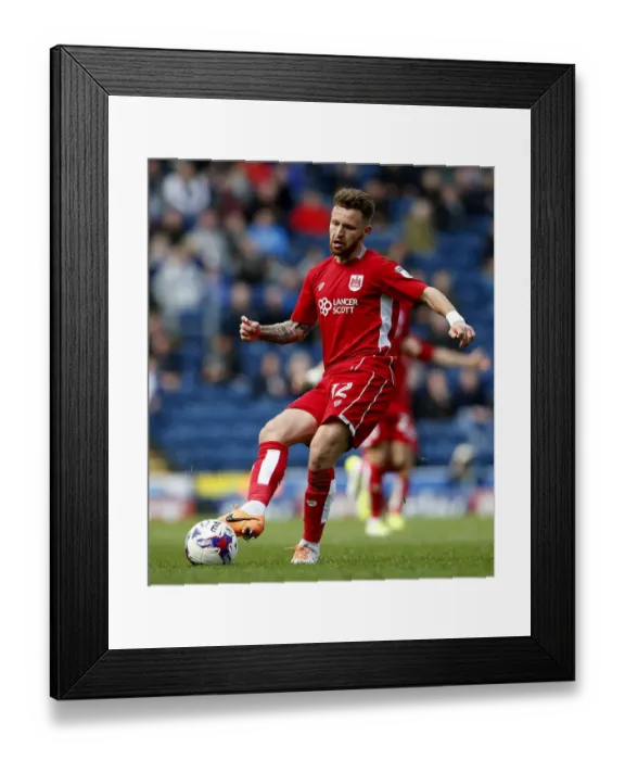 Framed Print : Matt Taylor in Action: Blackburn Rovers vs. Bristol City, Sky Bet Championship (17 / 04 / 2017) Framed Print : Matt Taylor in Action: Blackburn Rovers vs. Bristol City, Sky Bet Championship (17 / 04 / 2017)
