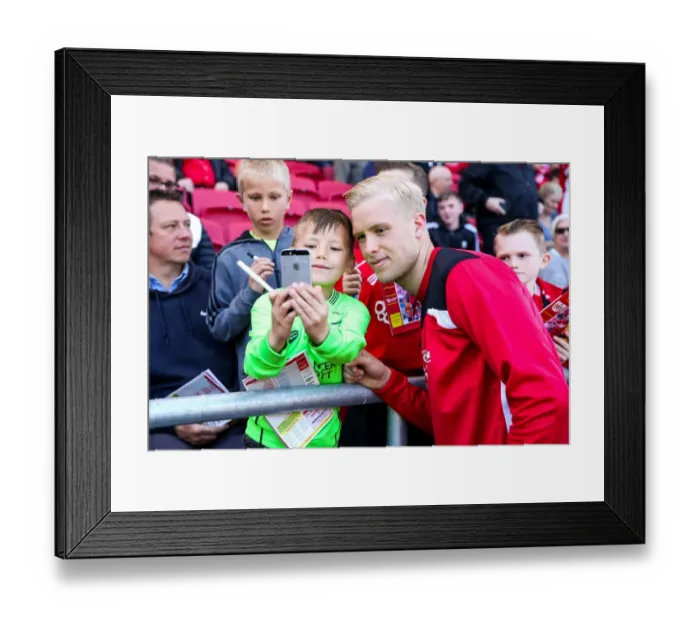 Framed Print : Hordur Magnusson in Action: Bristol City vs Barnsley, Sky Bet Championship, Ashton Gate Stadium Framed Print : Hordur Magnusson in Action: Bristol City vs Barnsley, Sky Bet Championship, Ashton Gate Stadium