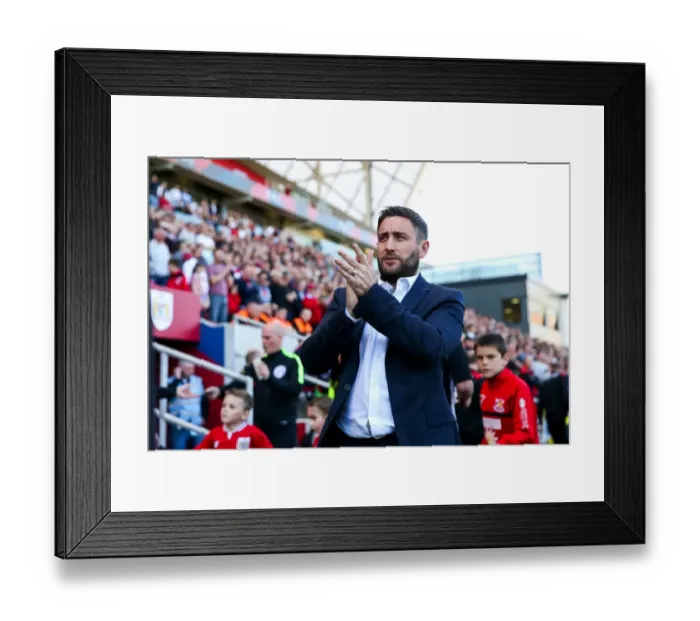 Framed Print : Bristol City Manager Lee Johnson Leads Team Against Barnsley in Sky Bet Championship Match at Ashton Gate Stadium Framed Print : Bristol City Manager Lee Johnson Leads Team Against Barnsley in Sky Bet Championship Match at Ashton Gate Stadium