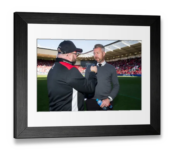 Framed Print : Bristol City Women's Manager Willie Kirk at Half Time against Barnsley, Sky Bet Championship (2017) Framed Print : Bristol City Women's Manager Willie Kirk at Half Time against Barnsley, Sky Bet Championship (2017)