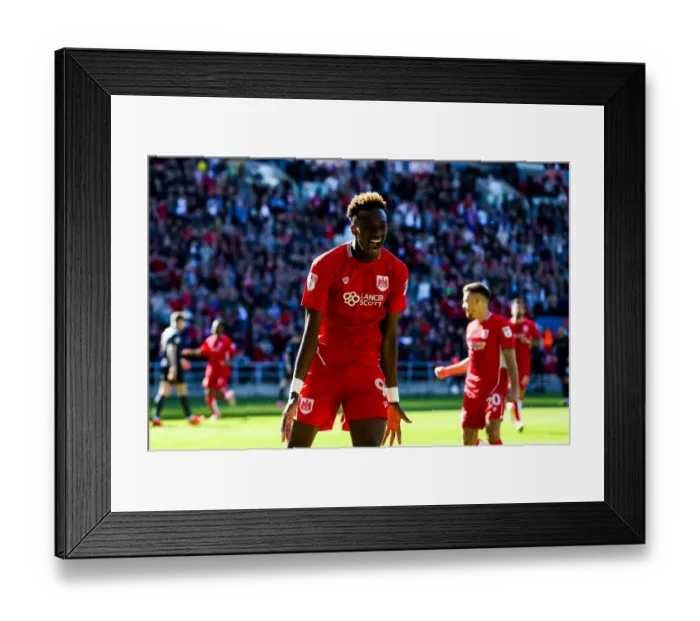 Framed Print : Dramatic Equalizer: Abraham's Last-Second Goal for Bristol City in Sky Bet Championship Framed Print : Dramatic Equalizer: Abraham's Last-Second Goal for Bristol City in Sky Bet Championship