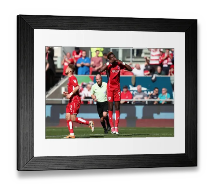 Framed Print : Tammy Abraham's Thrilling Goal: A Game Changer in Bristol City vs Barnsley, Sky Bet Championship (April 2017)