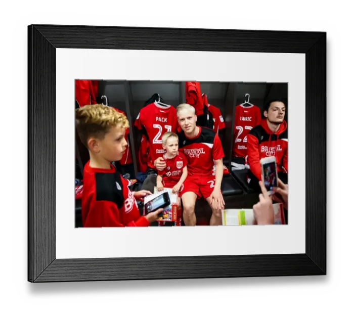 Framed Print : Bristol City Football Club: Mascots Unite in the Dressing Room before Sky Bet Championship Match (2017)