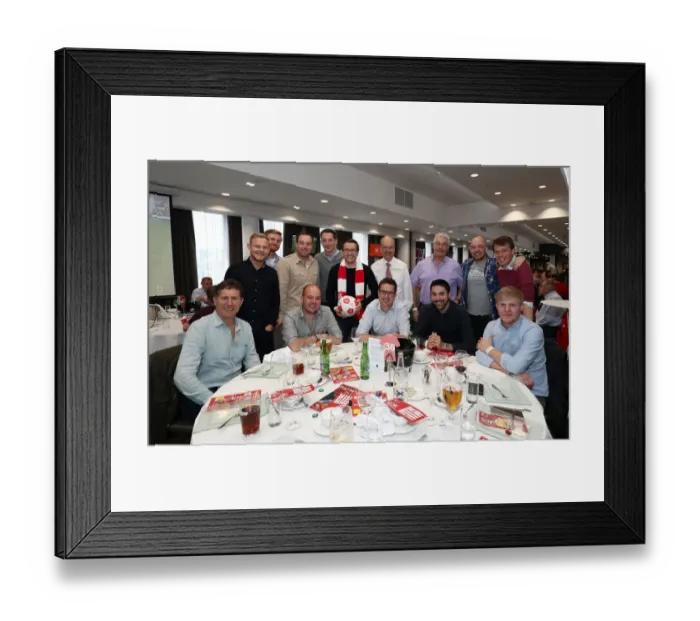 Framed Print : Sky Bet Championship Showdown: Bristol City vs Barnsley at Ashton Gate - 22nd April 2017 Framed Print : Sky Bet Championship Showdown: Bristol City vs Barnsley at Ashton Gate - 22nd April 2017