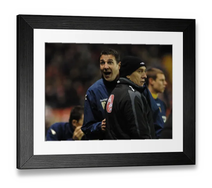 Framed Print : Bristol City vs. Watford: A Thrilling Showdown from the 08-09 Season