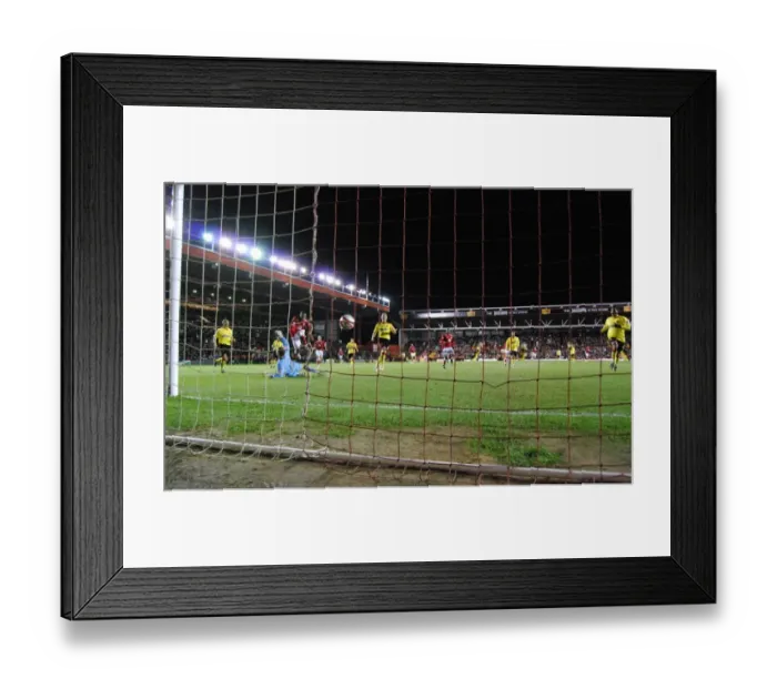 Framed Print : Bristol City vs Watford: A Football Rivalry (08-09 Season) Framed Print : Bristol City vs Watford: A Football Rivalry (08-09 Season)