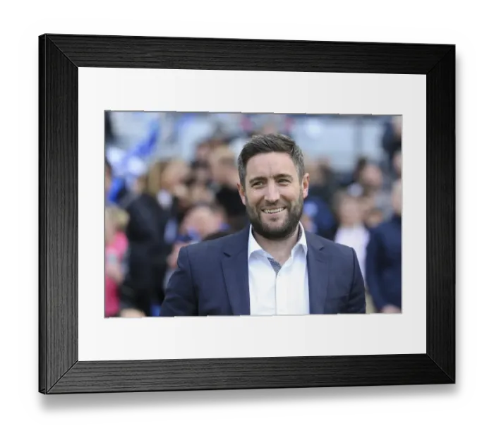 Framed Print : Lee Johnson Grins Amidst Tension: Brighton vs. Bristol City Championship Clash (29 / 04 / 2017) Framed Print : Lee Johnson Grins Amidst Tension: Brighton vs. Bristol City Championship Clash (29 / 04 / 2017)
