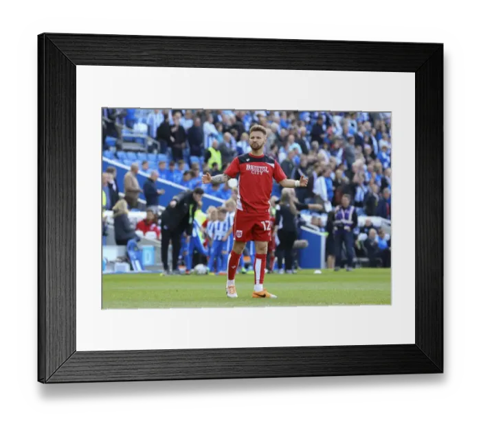 Framed Print : Bristol City's Matt Taylor Warming Up Ahead of Brighton Clash (Sky Bet Championship) Framed Print : Bristol City's Matt Taylor Warming Up Ahead of Brighton Clash (Sky Bet Championship)