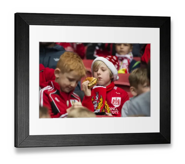 Framed Print : Intense Showdown: Sky Bet Championship Clash between Bristol City and Birmingham City at Ashton Gate (07.05.2017) Framed Print : Intense Showdown: Sky Bet Championship Clash between Bristol City and Birmingham City at Ashton Gate (07.05.2017)