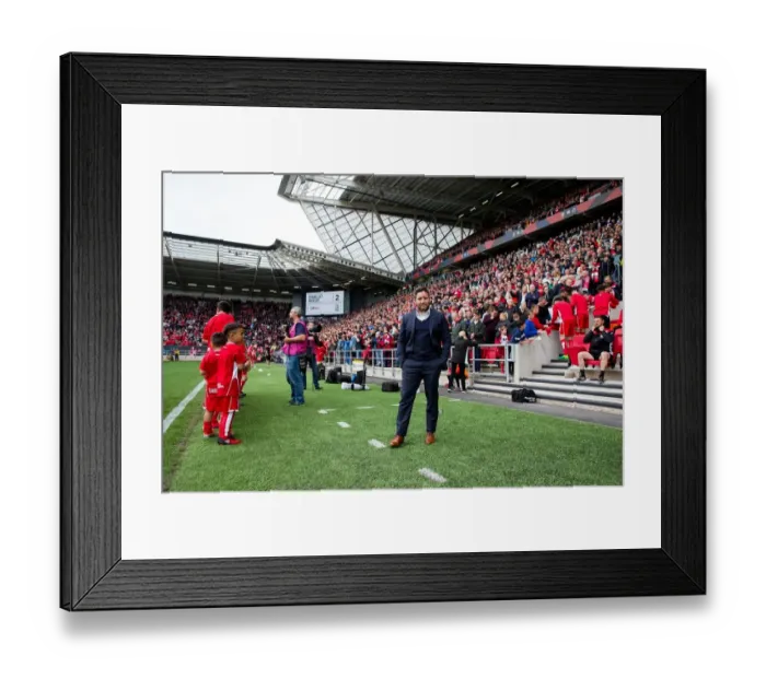 Framed Print : Johnson's Charge: Lee Leads Bristol City in Sky Bet Championship Clash Against Birmingham at Ashton Gate Framed Print : Johnson's Charge: Lee Leads Bristol City in Sky Bet Championship Clash Against Birmingham at Ashton Gate