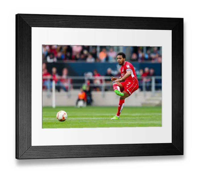 Framed Print : Korey Smith in Action: Bristol City vs Birmingham City, Sky Bet Championship (07-05-2017, Ashton Gate Stadium) Framed Print : Korey Smith in Action: Bristol City vs Birmingham City, Sky Bet Championship (07-05-2017, Ashton Gate Stadium)
