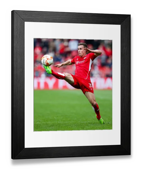 Framed Print : Joe Bryan's Thrilling Goal: Bristol City vs Birmingham City (Sky Bet Championship, 07 / 05 / 2017) Framed Print : Joe Bryan's Thrilling Goal: Bristol City vs Birmingham City (Sky Bet Championship, 07 / 05 / 2017)