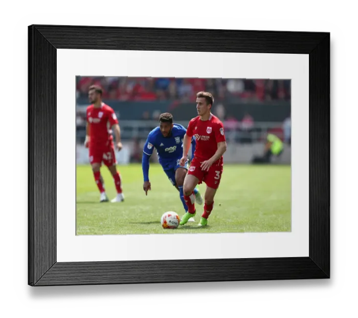 Framed Print : Bristol City's Joe Bryan in Action Against Birmingham City - Sky Bet Championship Clash at Ashton Gate Framed Print : Bristol City's Joe Bryan in Action Against Birmingham City - Sky Bet Championship Clash at Ashton Gate