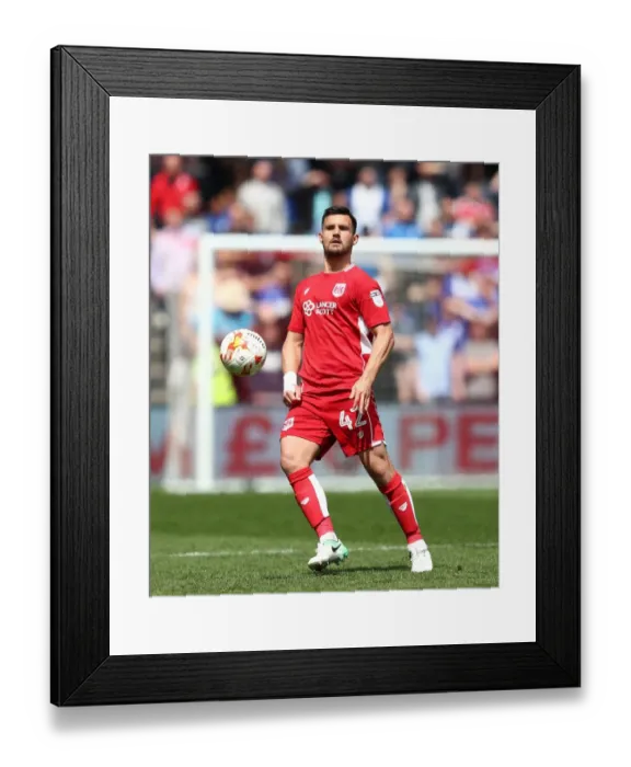 Framed Print : Bristol City's Bailey Wright in Action Against Birmingham City at Ashton Gate, May 2017 (Sky Bet Championship) Framed Print : Bristol City's Bailey Wright in Action Against Birmingham City at Ashton Gate, May 2017 (Sky Bet Championship)
