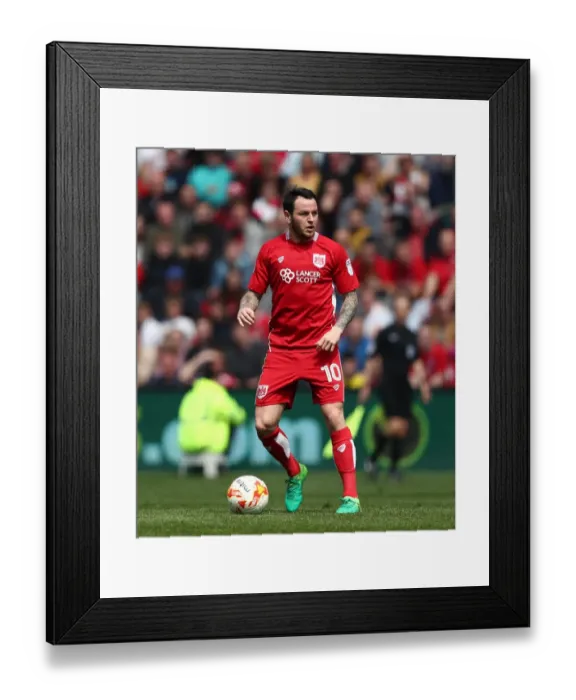 Framed Print : Thrilling Moments: Lee Tomlin in Action for Bristol City vs Birmingham City, Sky Bet Championship, May 7, 2017 - Ashton Gate Framed Print : Thrilling Moments: Lee Tomlin in Action for Bristol City vs Birmingham City, Sky Bet Championship, May 7, 2017 - Ashton Gate