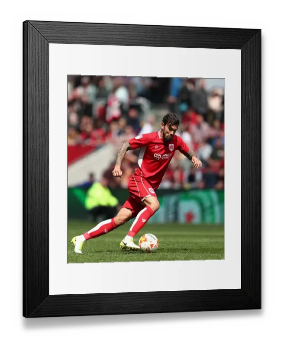Framed Print : Marlon Pack in Action: Bristol City vs. Birmingham City, Sky Bet Championship (07 / 05 / 2017) Framed Print : Marlon Pack in Action: Bristol City vs. Birmingham City, Sky Bet Championship (07 / 05 / 2017)