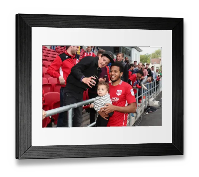 Framed Print : Korey Smith of Bristol City Expresses Gratitude to Fans after Championship Victory over Birmingham City
