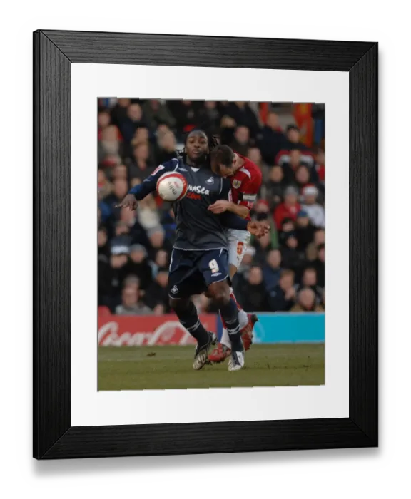 Framed Print : Bristol City First Team: Season 08-09: Bristol City V Swansea City Framed Print : Bristol City First Team: Season 08-09: Bristol City V Swansea City