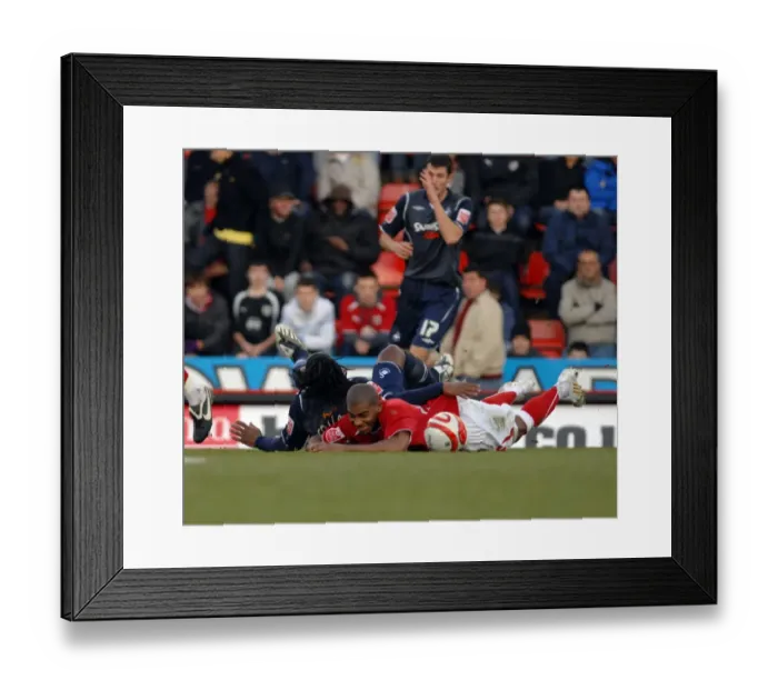Framed Print : Bristol City vs Swansea City: A Football Rivalry - Season 08-09