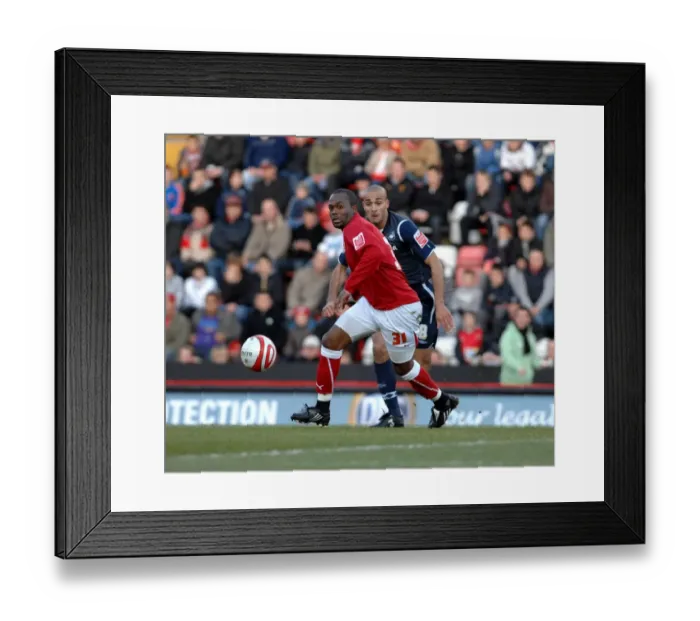 Framed Print : Bristol City First Team: Season 08-09: Bristol City V Swansea City Framed Print : Bristol City First Team: Season 08-09: Bristol City V Swansea City