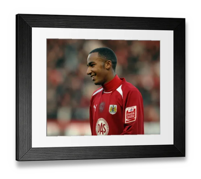 Framed Print : Bristol City vs Swansea City: A Football Rivalry - Season 08-09