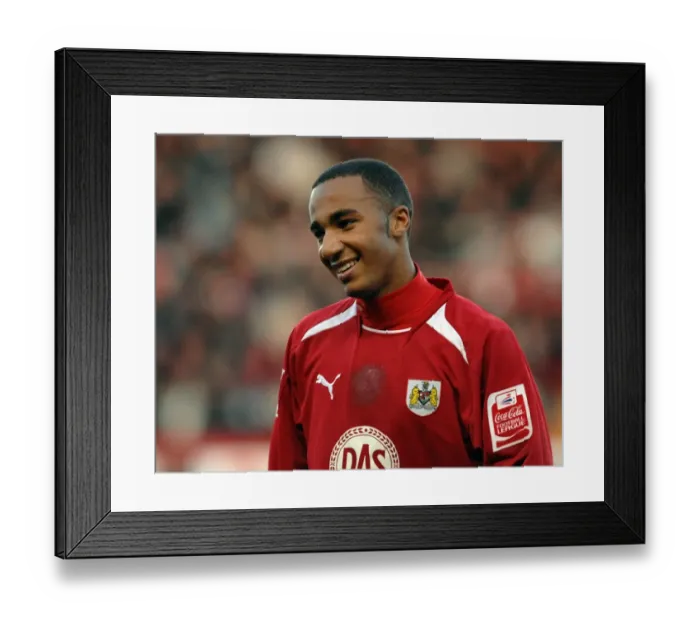Framed Print : Bristol City vs Swansea City: A Football Rivalry - Season 08-09