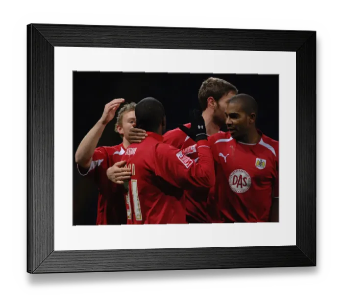 Framed Print : Football Showdown: Bristol City vs Ipswich Town - Season 08-09 Framed Print : Football Showdown: Bristol City vs Ipswich Town - Season 08-09