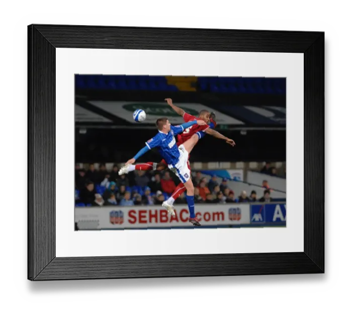 Framed Print : Clash of Champions: Ipswich Town vs. Bristol City (Season 08-09)