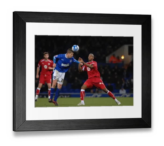 Framed Print : Clash of Titans: Ipswich Town vs. Bristol City (Season 08-09)