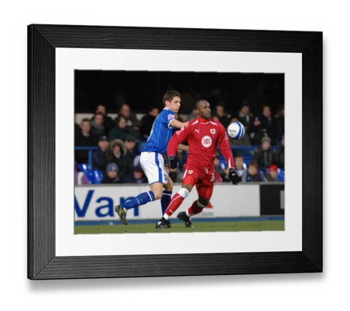 Framed Print : Ipswich Town vs. Bristol City: A Clash of First Teams (Season 08-09) Framed Print : Ipswich Town vs. Bristol City: A Clash of First Teams (Season 08-09)