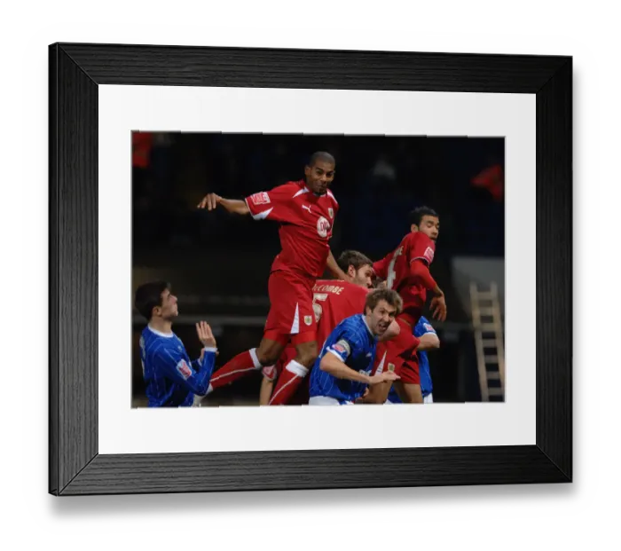 Framed Print : Clash of Titans: Ipswich Town vs. Bristol City (Season 08-09) Framed Print : Clash of Titans: Ipswich Town vs. Bristol City (Season 08-09)