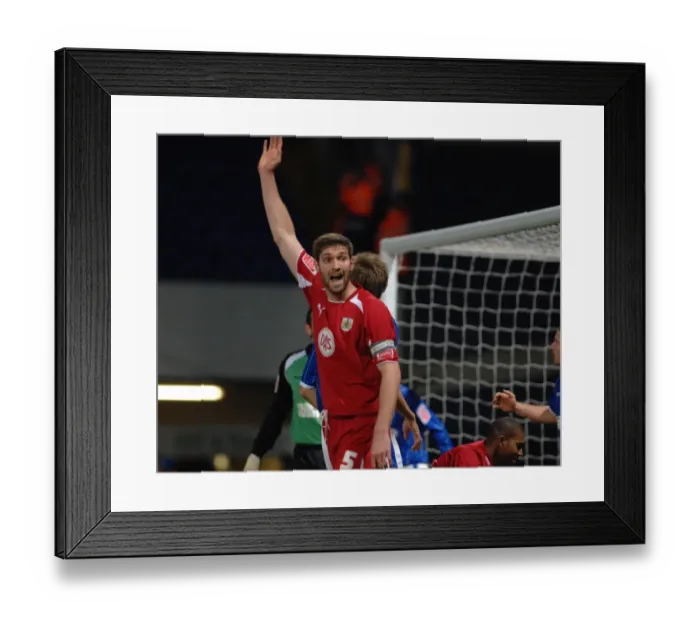 Framed Print : Clash of Titans: Ipswich Town vs. Bristol City (Season 08-09)