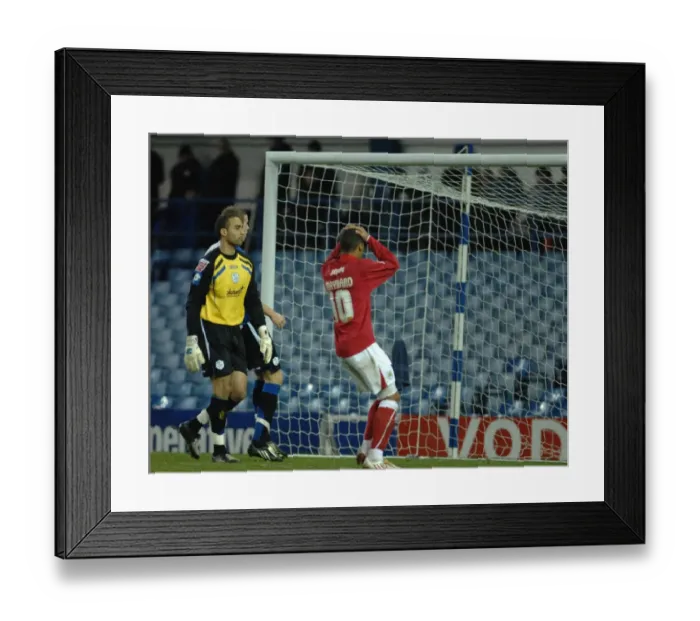 Framed Print : Sheffield Wednesday V Bristol City